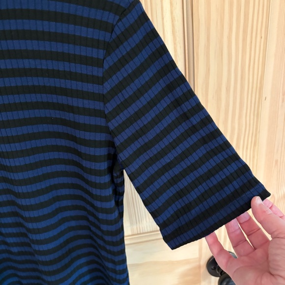 Frame Striped Ribbed Turtleneck. Size Large. - Picture 5 of 9